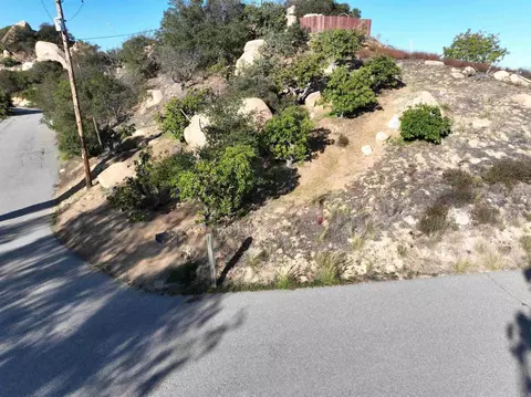 Rainbow Peaks Trail, Fallbrook, CA 92028 photo 4