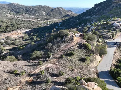 Rainbow Peaks Trail, Fallbrook, CA 92028 photo 11