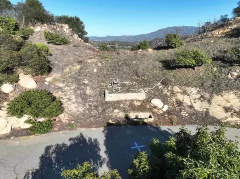 Rainbow Peaks Trail, Fallbrook, CA 92028 photo 6