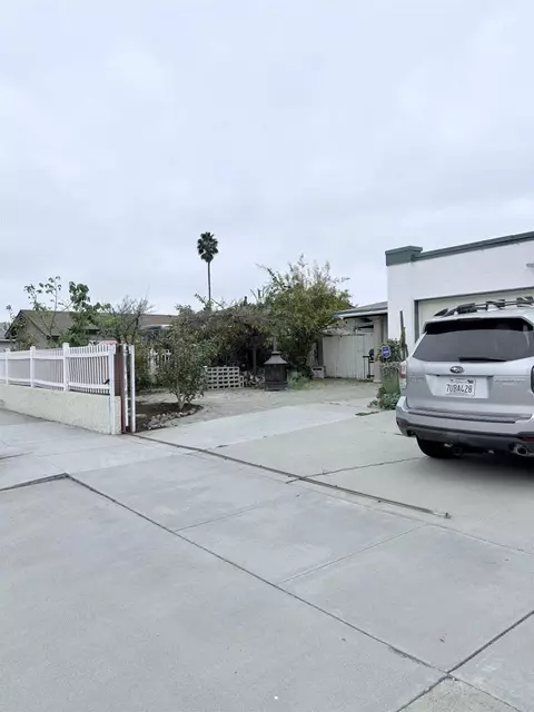 Exterior - 177 Mayfair St, Oceanside, CA 92058 photo 10 of 10