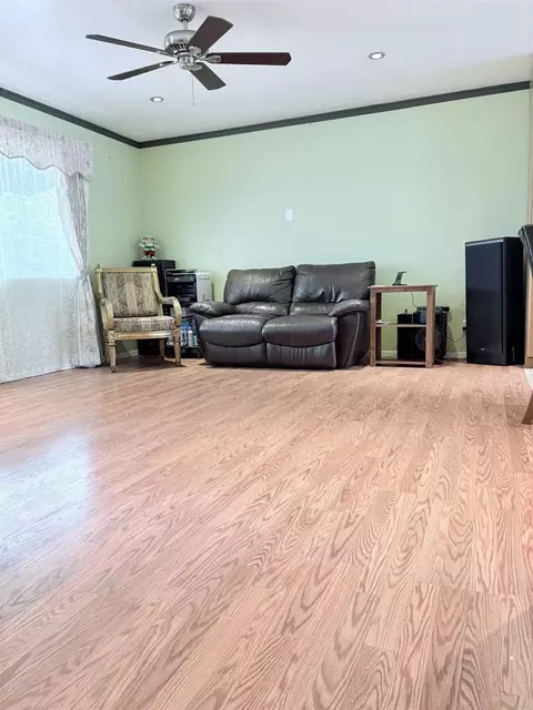 Living - 177 Mayfair St, Oceanside, CA 92058 photo 2 of 3