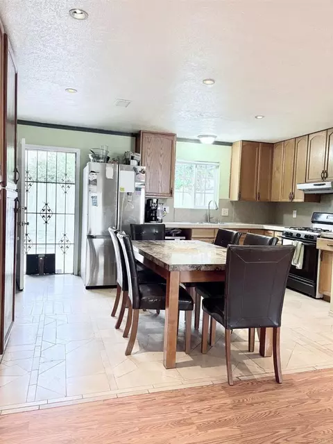 Kitchen - 177 Mayfair St, Oceanside, CA 92058 photo 3 of 5
