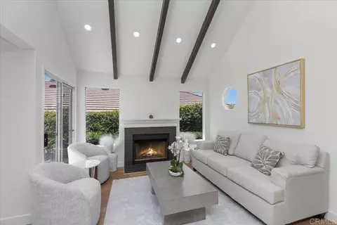 1916 Rosewood St, Vista, CA 92081