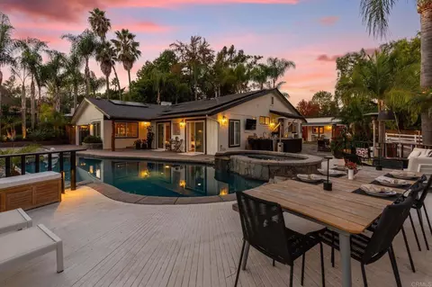 612 Lucylle Ln, Encinitas, CA 92024