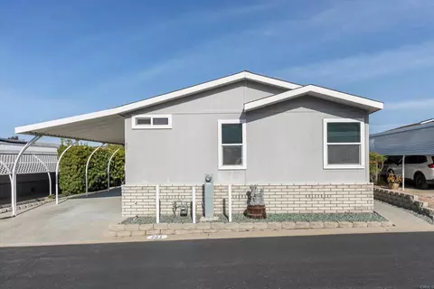 525 W El Norte Pkwy #261, Escondido, CA 92026