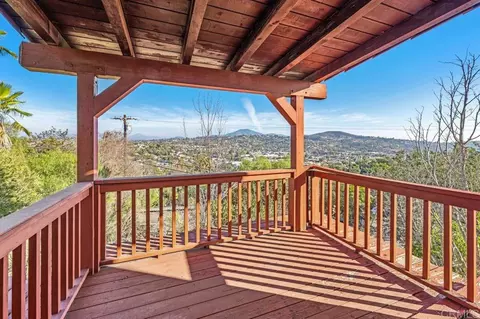 3810 Kenwood Dr, Spring Valley, CA 91977