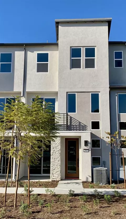 13927 Boyden Way, San Diego, CA 92126
