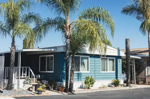 1537 H St #SPC 30, Ramona, CA 92065