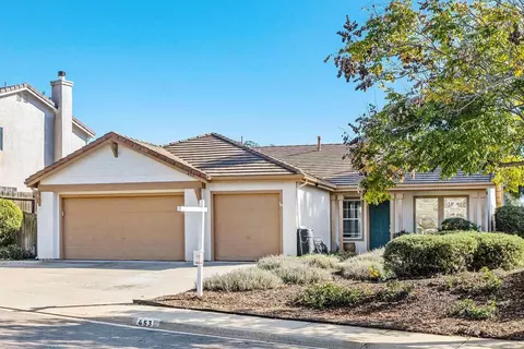 453 Shadow Tree Dr, Oceanside, CA 92058