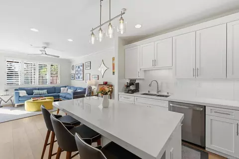 6325 Alexandri Cir, Carlsbad, CA 92011