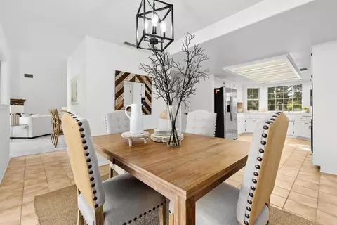 Dining - 1474 Via Encinos Dr, Fallbrook, CA 92028 photo 3 of 5