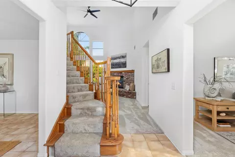 Entry Way - 1474 Via Encinos Dr, Fallbrook, CA 92028 photo 1 of 1