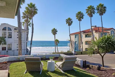 1102 S Pacific St, Oceanside, CA 92054