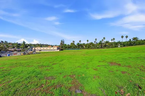 1630 S Mission Rd, Fallbrook, CA 92028 photo 9
