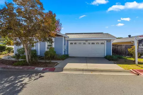 8373 Jackson Heights Ct, El Cajon, CA 92021