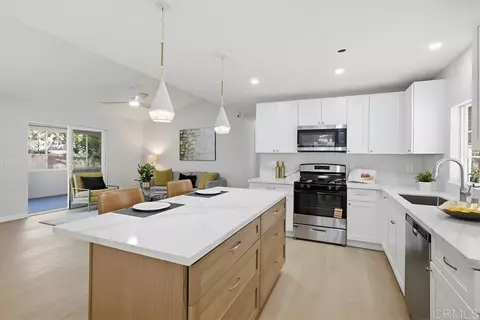 525 W El Norte Pkwy #302, Escondido, CA 92026
