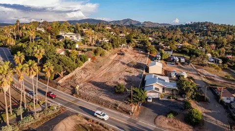 291 Osborne St, Vista, CA 92084
