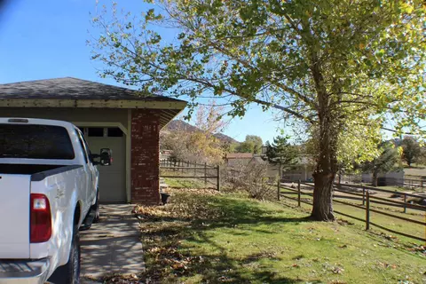 Other - 23950 Jacaranda Dr, Tehachapi, CA 93561 photo 2 of 6
