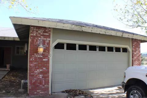 Exterior - 23950 Jacaranda Dr, Tehachapi, CA 93561 photo 9 of 9