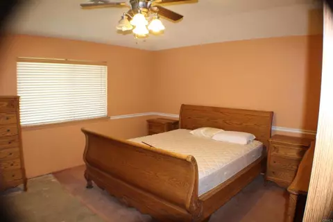 Bedroom - 23950 Jacaranda Dr, Tehachapi, CA 93561 photo 1 of 2