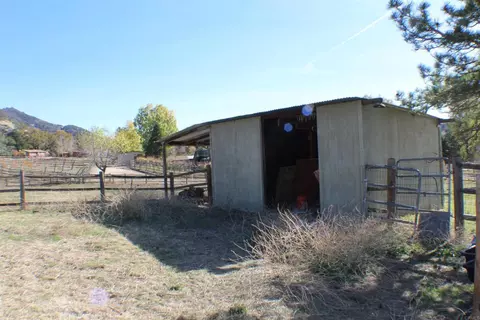Other - 23950 Jacaranda Dr, Tehachapi, CA 93561 photo 3 of 6