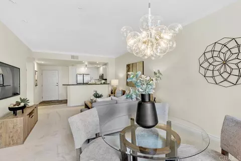 9253 Regents Rd #A203, La Jolla, CA 92037