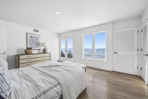 Bedroom - 1716 Ocean, Del Mar, CA 92014 photo 5 of 11