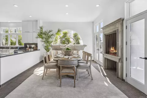 Dining - 1716 Ocean, Del Mar, CA 92014 photo 2 of 5