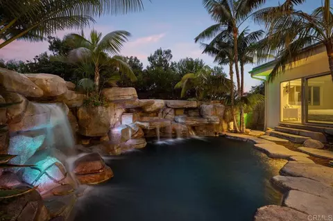 Exterior - 806 4th St, Encinitas, CA 92024 photo 6 of 6