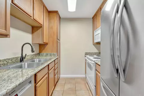 3454 Castle Glen Dr, San Diego, CA 92123