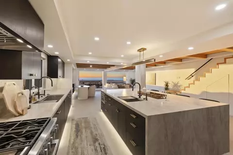 Kitchen - 2016 Ocean, Del Mar, CA 92014 photo 2 of 3