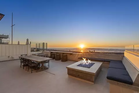 Exterior - 2016 Ocean, Del Mar, CA 92014 photo 2 of 3