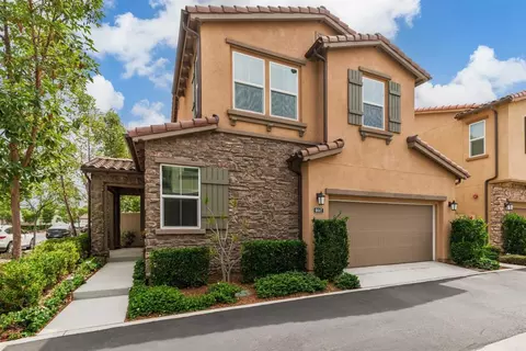 6647 Encelia Pl, Carlsbad, CA 92011