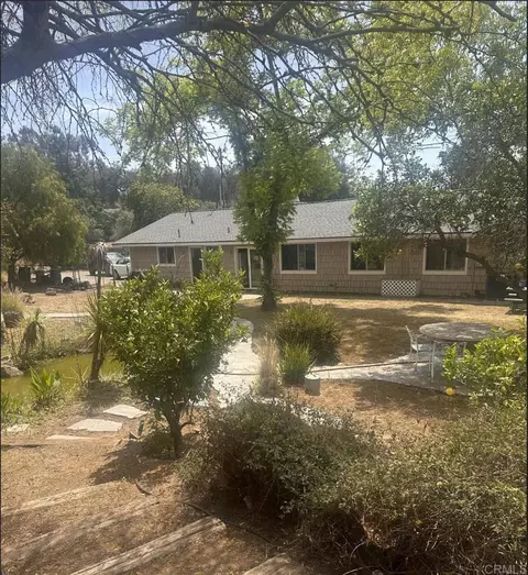 2758 Kauana Loa, Escondido, CA 92029