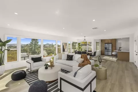 874 Hacienda Dr, El Cajon, CA 92020