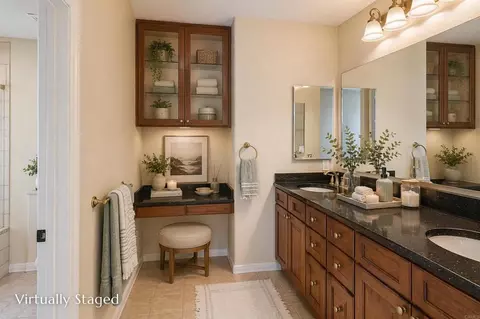 Bath - 2230 Calle Dos Lomas, Fallbrook, CA 92028 photo 5 of 7