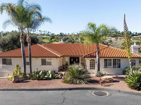 Exterior - 2230 Calle Dos Lomas, Fallbrook, CA 92028 photo 1 of 13