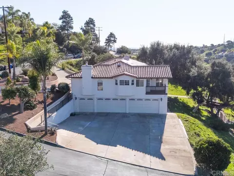Exterior - 2230 Calle Dos Lomas, Fallbrook, CA 92028 photo 13 of 13