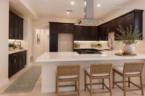 Kitchen - 2230 Calle Dos Lomas, Fallbrook, CA 92028 photo 9 of 10