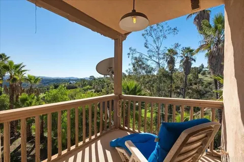 Exterior - 3577 Stonegate Pl, Fallbrook, CA 92028 photo 5 of 16