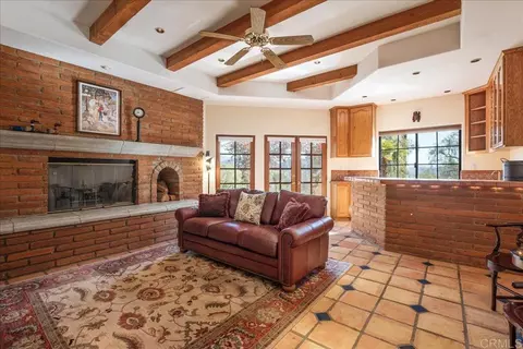 Living - 3577 Stonegate Pl, Fallbrook, CA 92028 photo 3 of 3