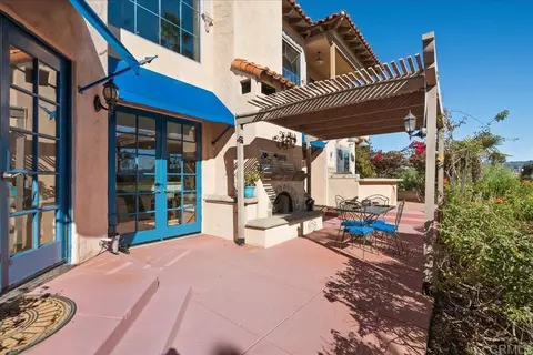 Exterior - 3577 Stonegate Pl, Fallbrook, CA 92028 photo 12 of 16