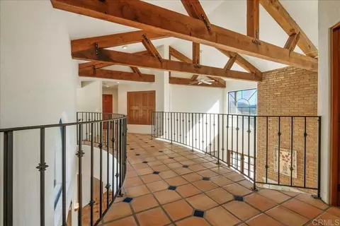 Entry Way - 3577 Stonegate Pl, Fallbrook, CA 92028 photo 4 of 6