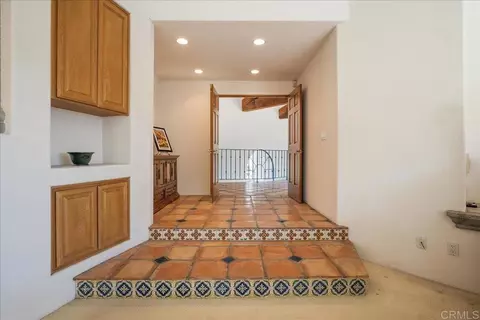 Entry Way - 3577 Stonegate Pl, Fallbrook, CA 92028 photo 6 of 6