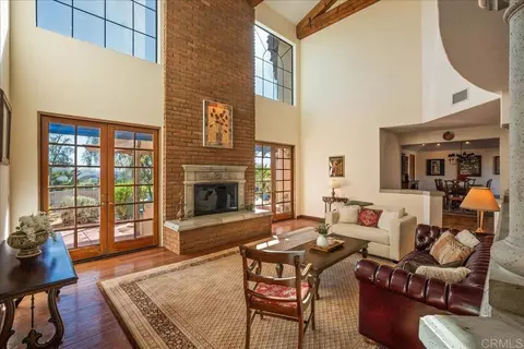 Living - 3577 Stonegate Pl, Fallbrook, CA 92028 photo 2 of 3