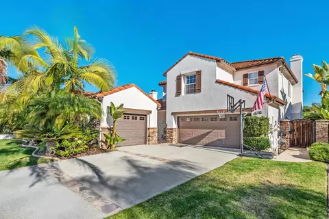 561 Chesterfield Cir, San Marcos, CA 92069
