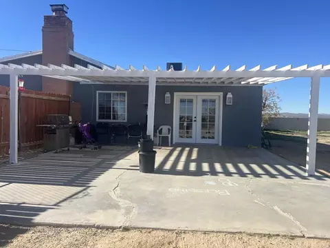 Exterior - 37076 Calico Blvd, Yermo, CA 92398 photo 2 of 4