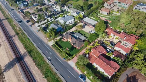 View/Area - 215 N Vulcan Dr, Encinitas, CA 92024 photo 7 of 7