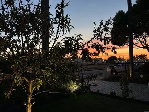 Exterior - 215 N Vulcan Dr, Encinitas, CA 92024 photo 1 of 21