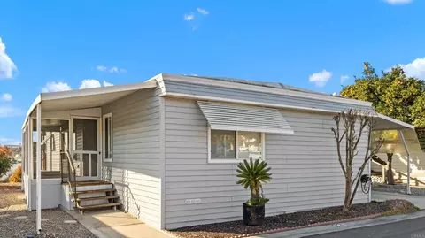 1600 E Vista Way #23, Vista, CA 92084